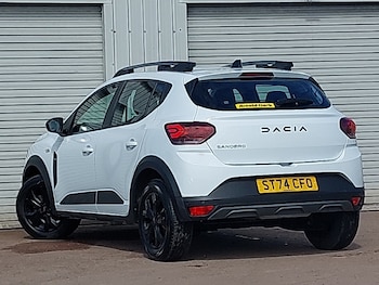 Used Dacia Sandero Stepway 2024 for sale - 78572240: Photo