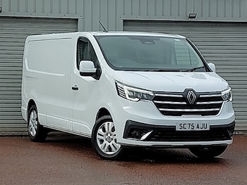 Renault Trafic feature image