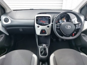 Used Toyota AYGO 2021 for sale - 75518549: Photo