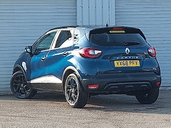 Used Renault Captur 2018 for sale - 77815376: Photo