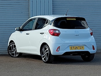 Used Hyundai i10 2024 for sale - 76174493: Photo 3