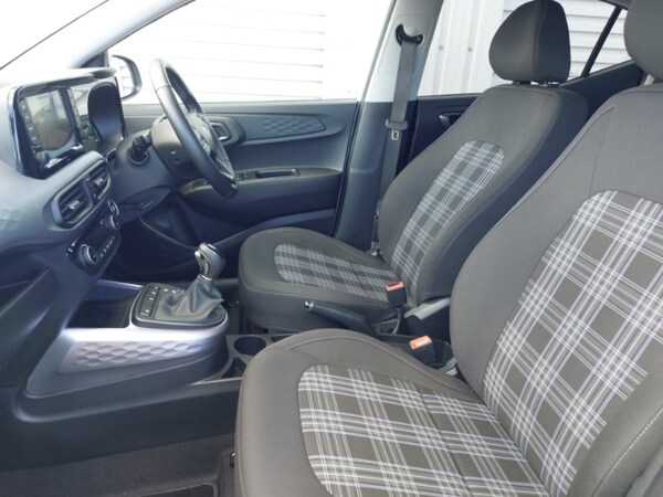 Used Hyundai i10 2024 for sale - 76174493: Photo 5