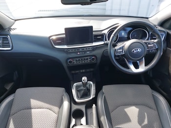 Used Kia Ceed 2019 for sale - 79171206: Photo