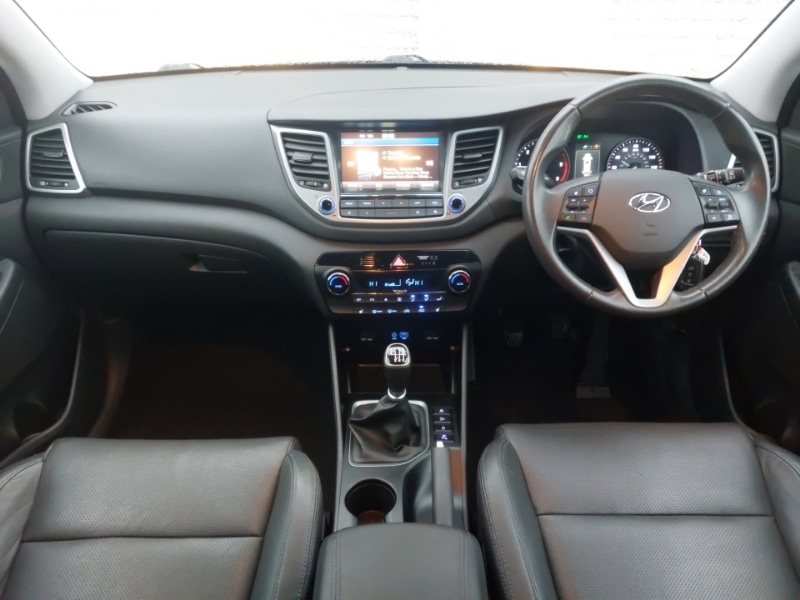 Used Hyundai TUCSON 2017 for sale - 76721481: Photo 2