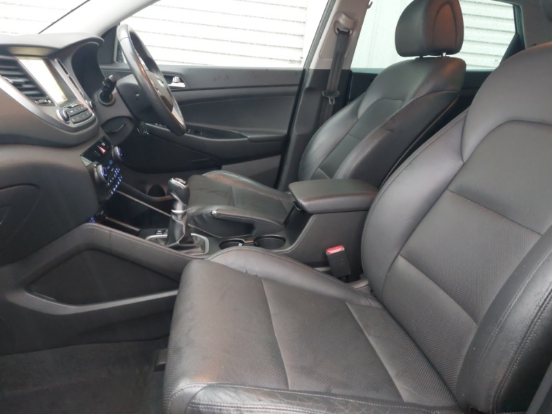 Used Hyundai TUCSON 2017 for sale - 76721481: Photo 5