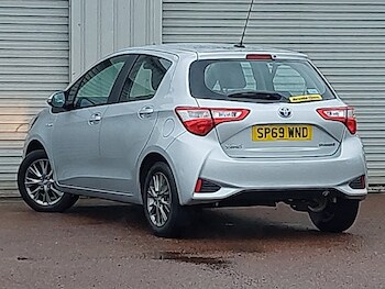 Used Toyota Yaris 2019 for sale - 76795525: Photo