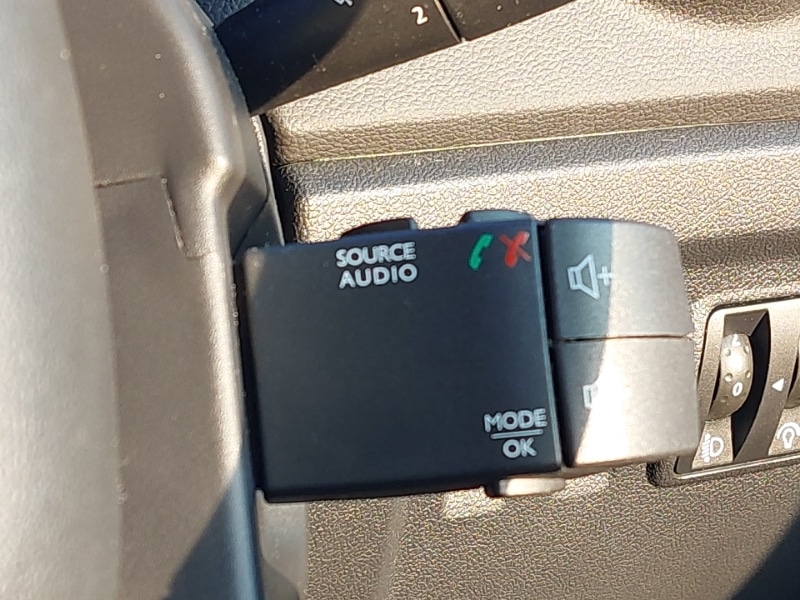 Used Renault Captur 2018 for sale - 77751352: Photo 19