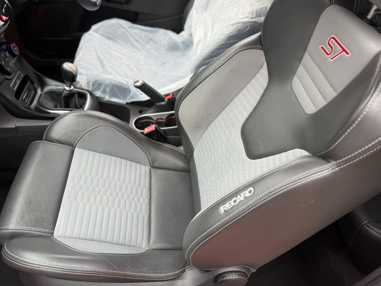 Used Ford Fiesta 2015 for sale - 77775907: Photo 21