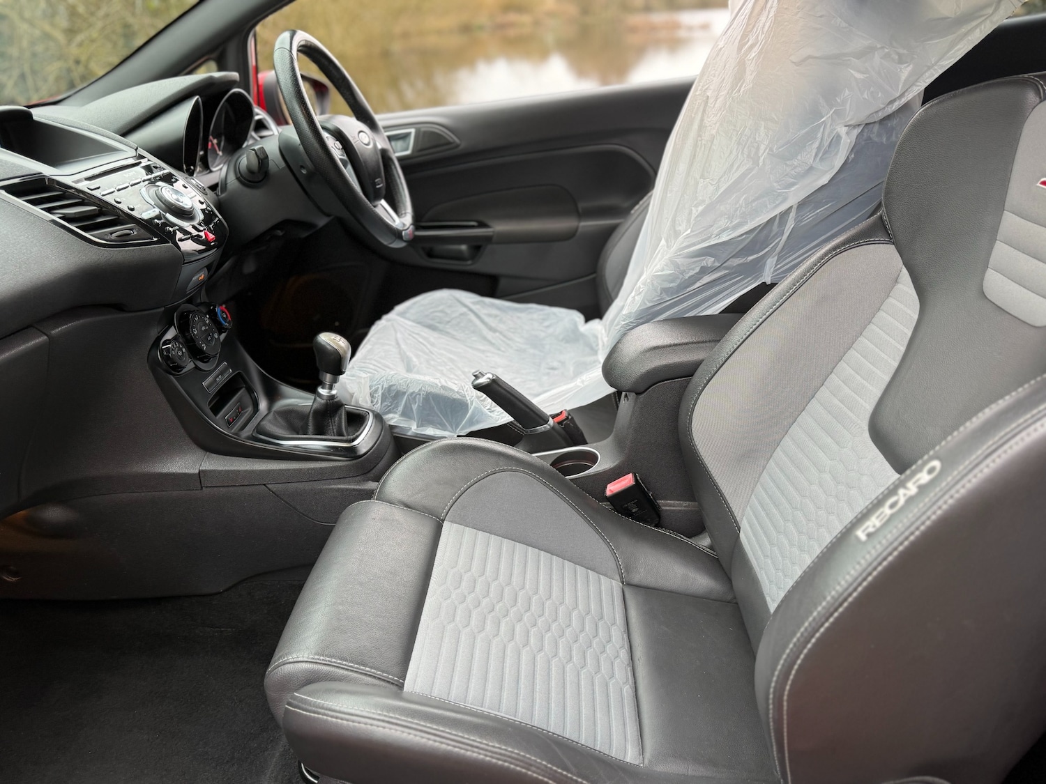 Used Ford Fiesta 2015 for sale - 77775907: Photo 25