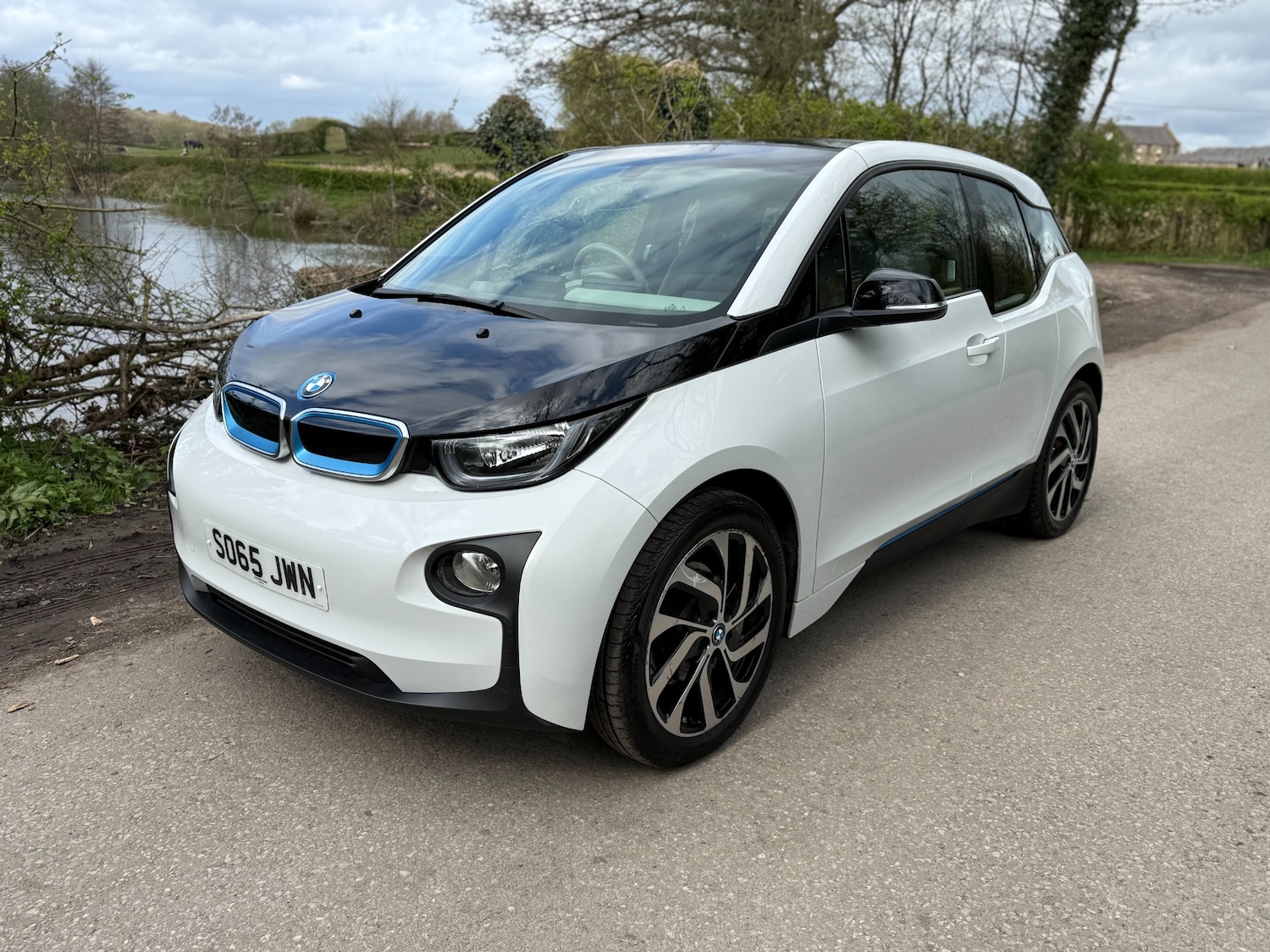 Used BMW i3 2015 for sale - 78134627: Photo 1