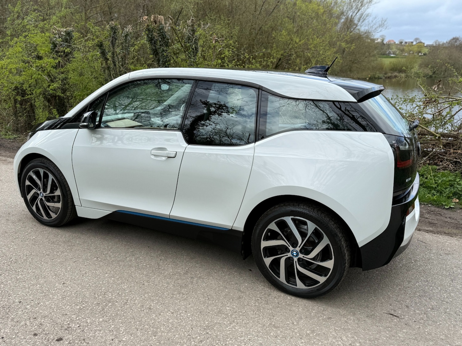 Used BMW i3 2015 for sale - 78134627: Photo 11