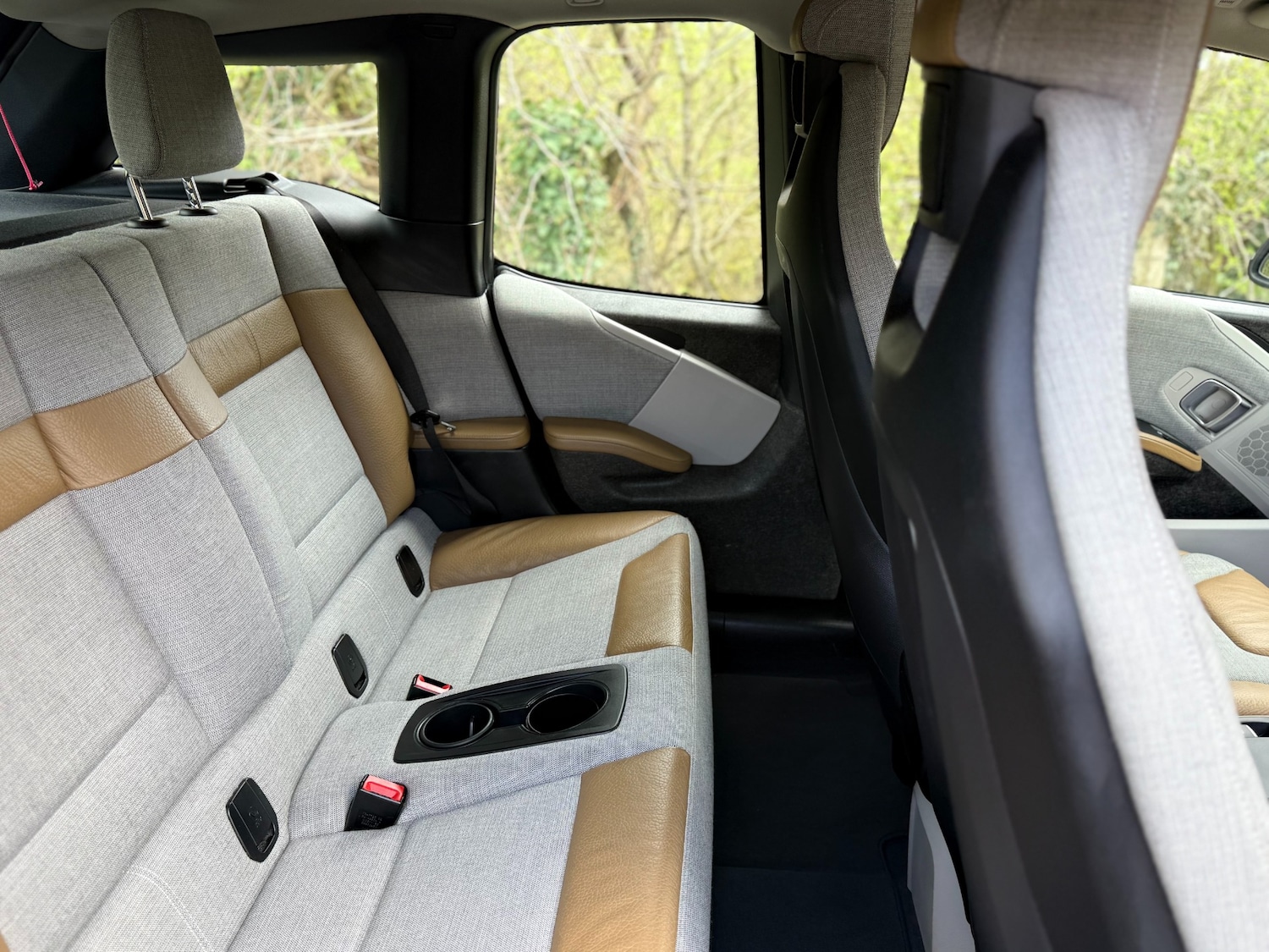 Used BMW i3 2015 for sale - 78134627: Photo 32