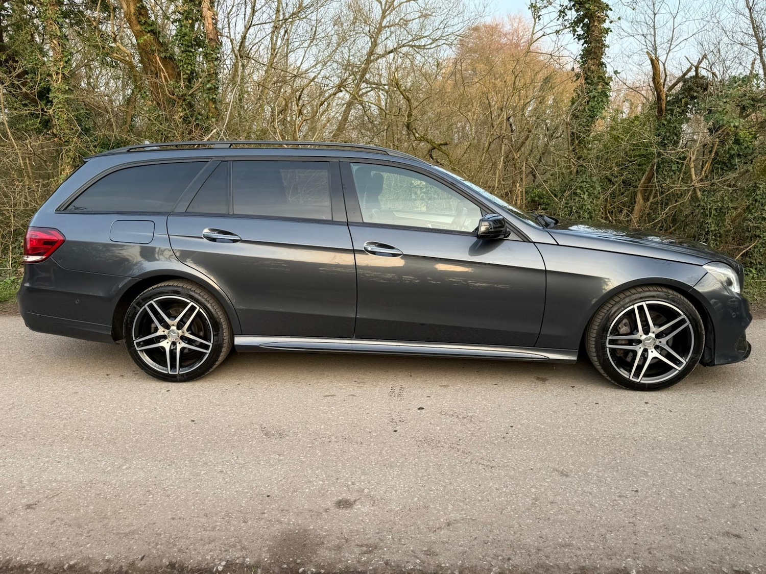 Used Mercedes-Benz E Class 2016 for sale - 77979887: Photo 4