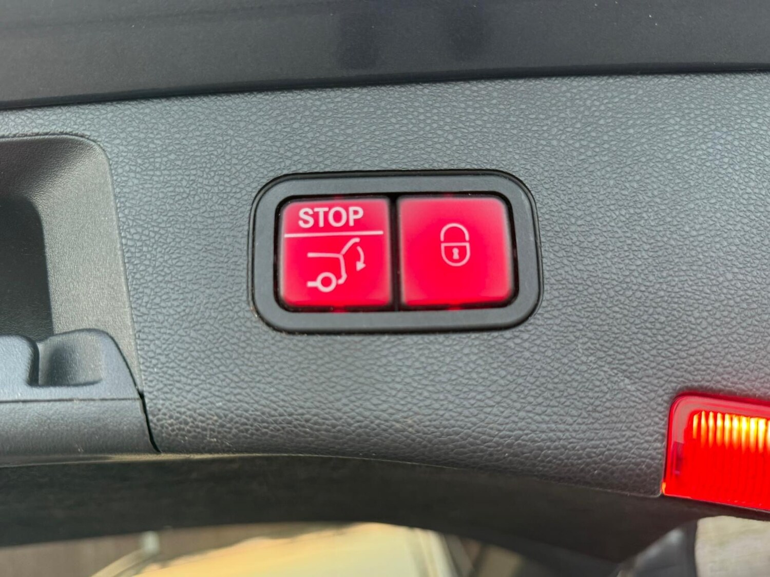 Used Mercedes-Benz E Class 2016 for sale - 77979887: Photo 49