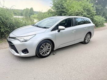 Used Toyota Avensis 2016 for sale - 79020954: Photo