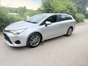 Used Toyota Avensis 2016 for sale - 79020954: Photo