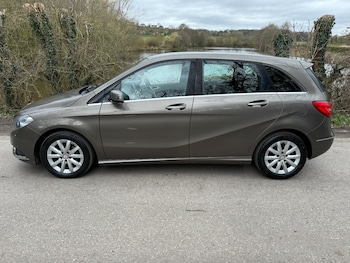 Used Mercedes-Benz B Class 2013 for sale - 77851771: Photo