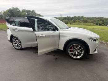 Used Alfa Romeo Stelvio 2018 for sale - 75151811: Photo