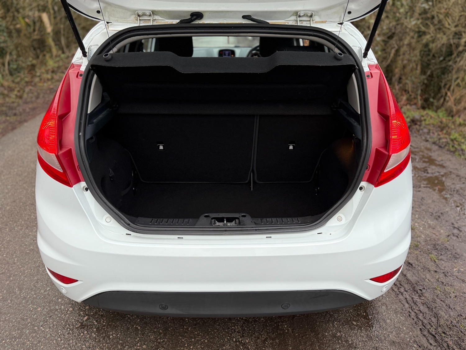 Used Ford Fiesta 2012 for sale - 77775921: Photo 11