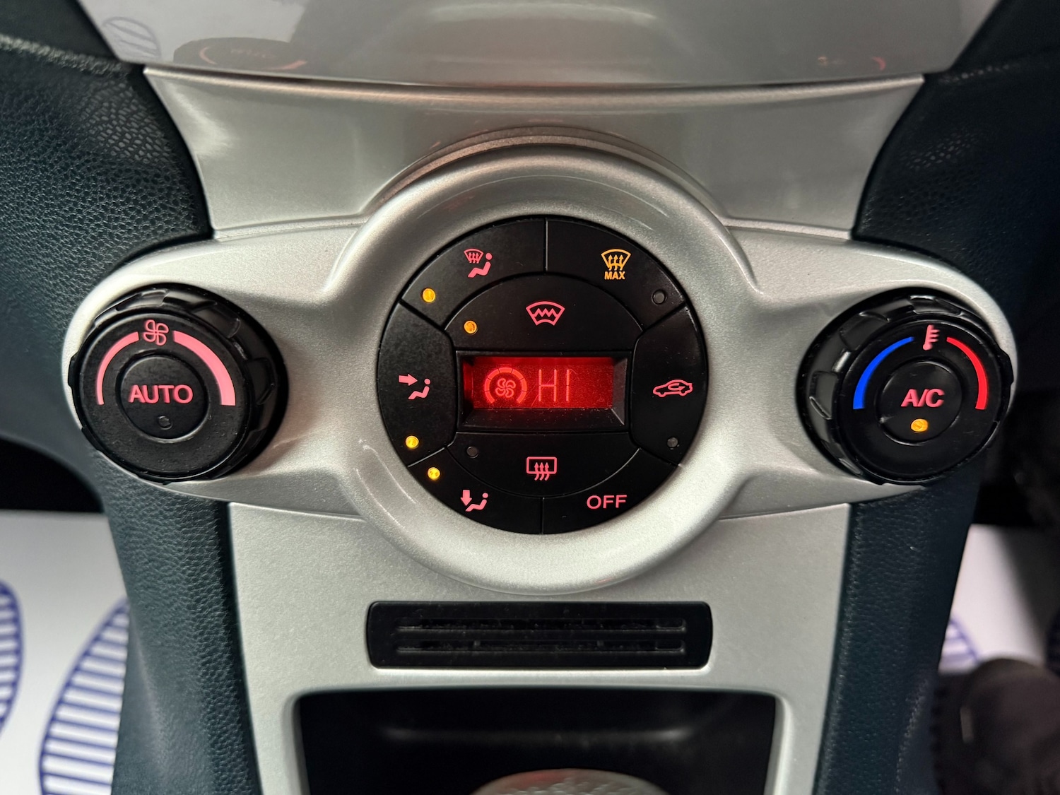 Used Ford Fiesta 2012 for sale - 77775921: Photo 15