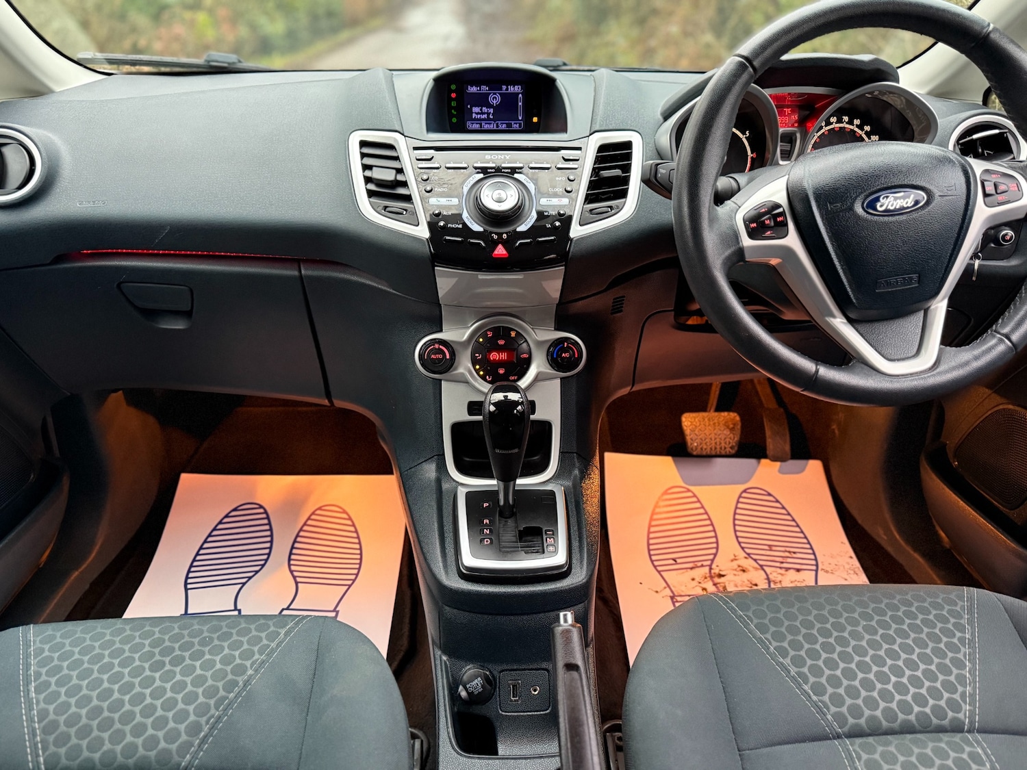 Used Ford Fiesta 2012 for sale - 77775921: Photo 25