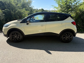 Used Renault Captur 2015 for sale - 79433752: Photo