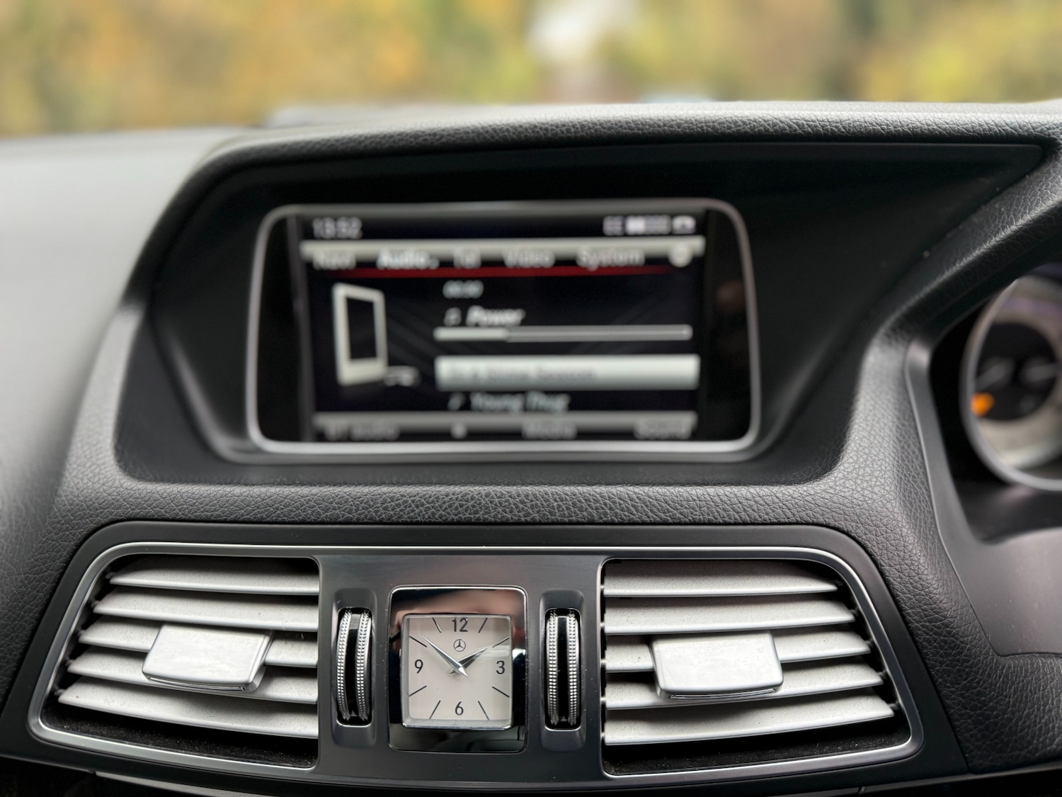 Used Mercedes-Benz E Class 2014 for sale - 77775375: Photo 21