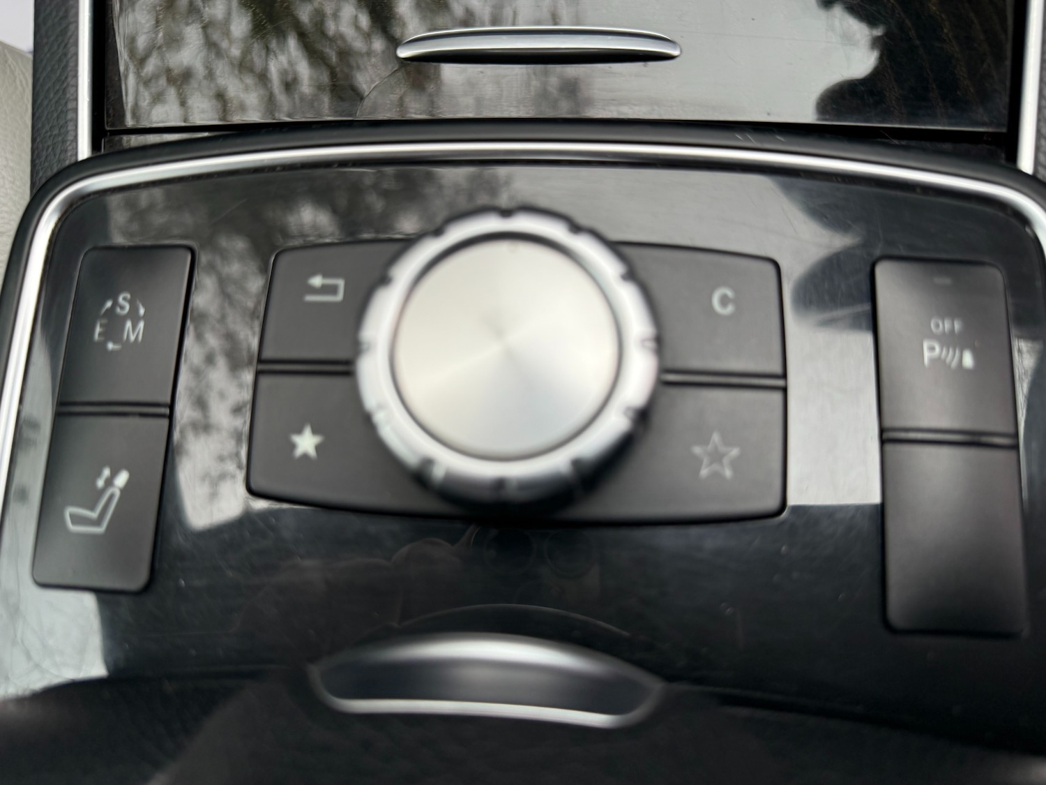 Used Mercedes-Benz E Class 2014 for sale - 77775375: Photo 30