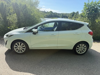 Used Ford Fiesta 2017 for sale - 78751010: Photo