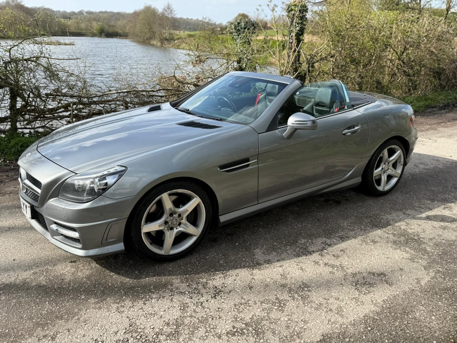 Used Mercedes-Benz SLK 2012 for sale - 78055163: Photo 2
