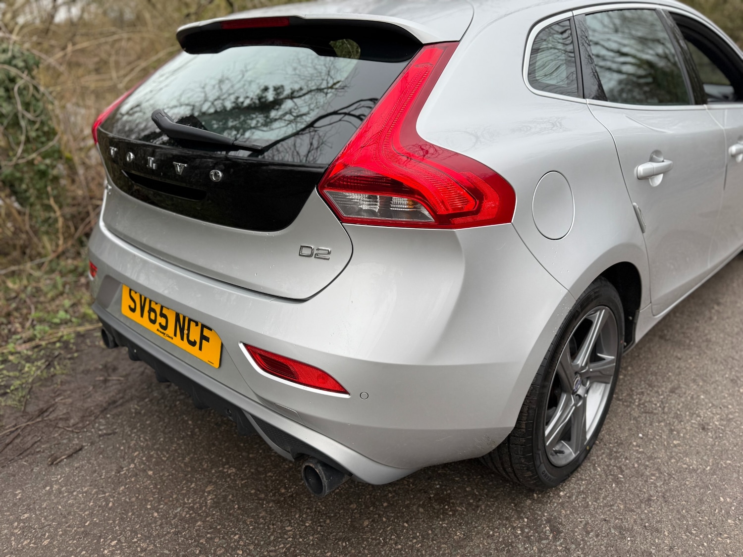 Used Volvo V40 2015 for sale - 77775250: Photo 13