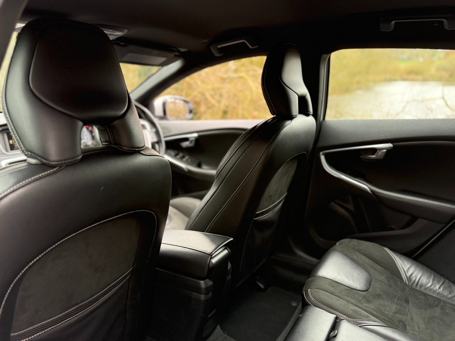 Used Volvo V40 2015 for sale - 77775250: Photo 48