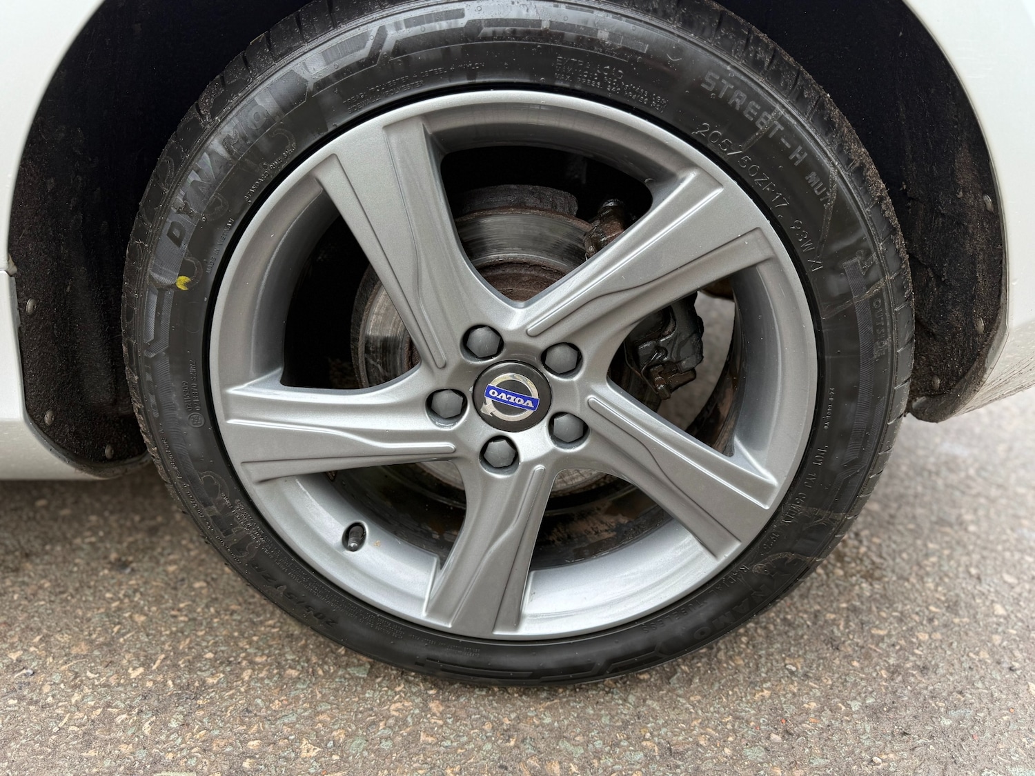 Used Volvo V40 2015 for sale - 77775250: Photo 51