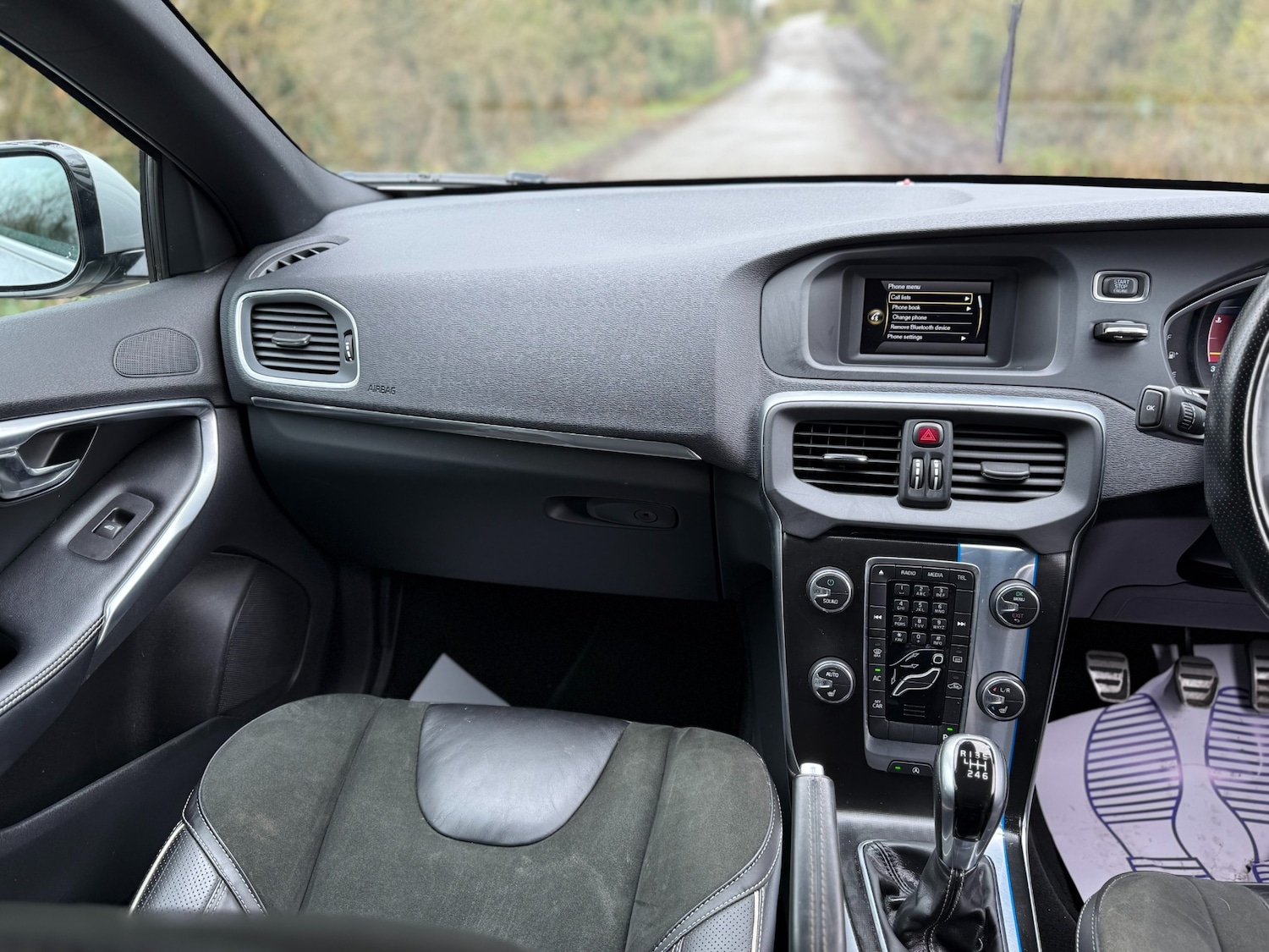 Used Volvo V40 2015 for sale - 77775250: Photo 62