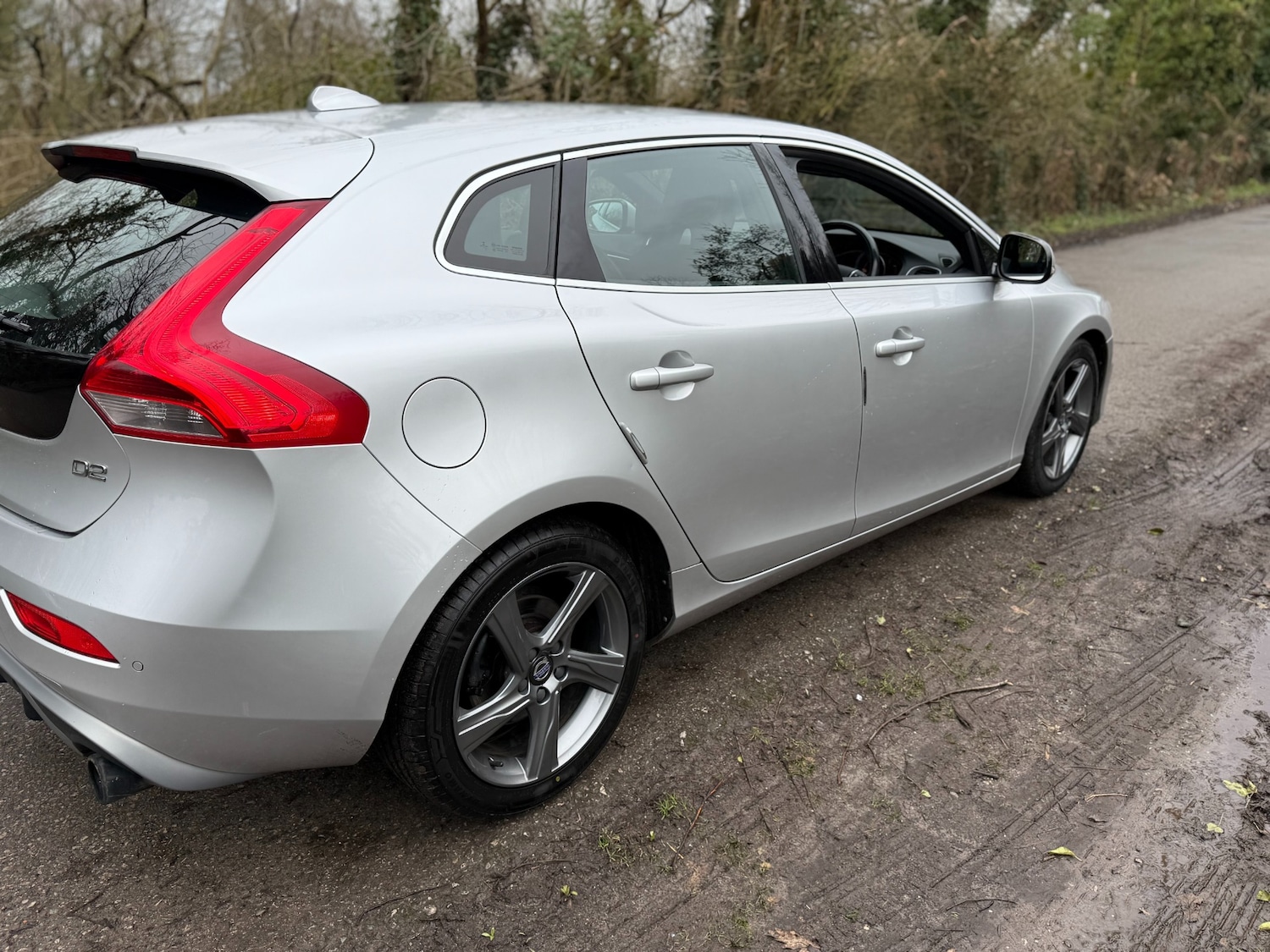 Used Volvo V40 2015 for sale - 77775250: Photo 66