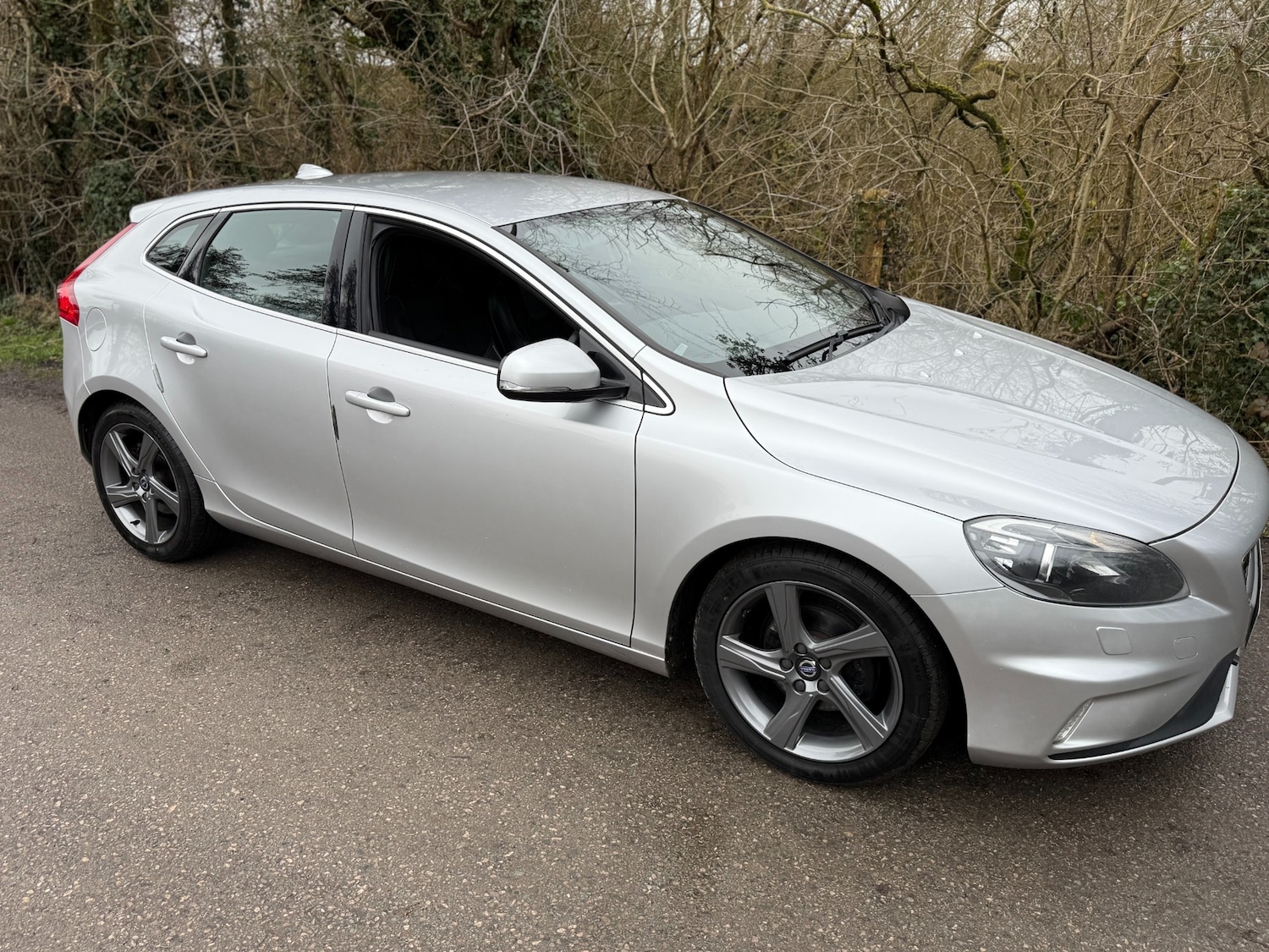 Used Volvo V40 2015 for sale - 77775250: Photo 7