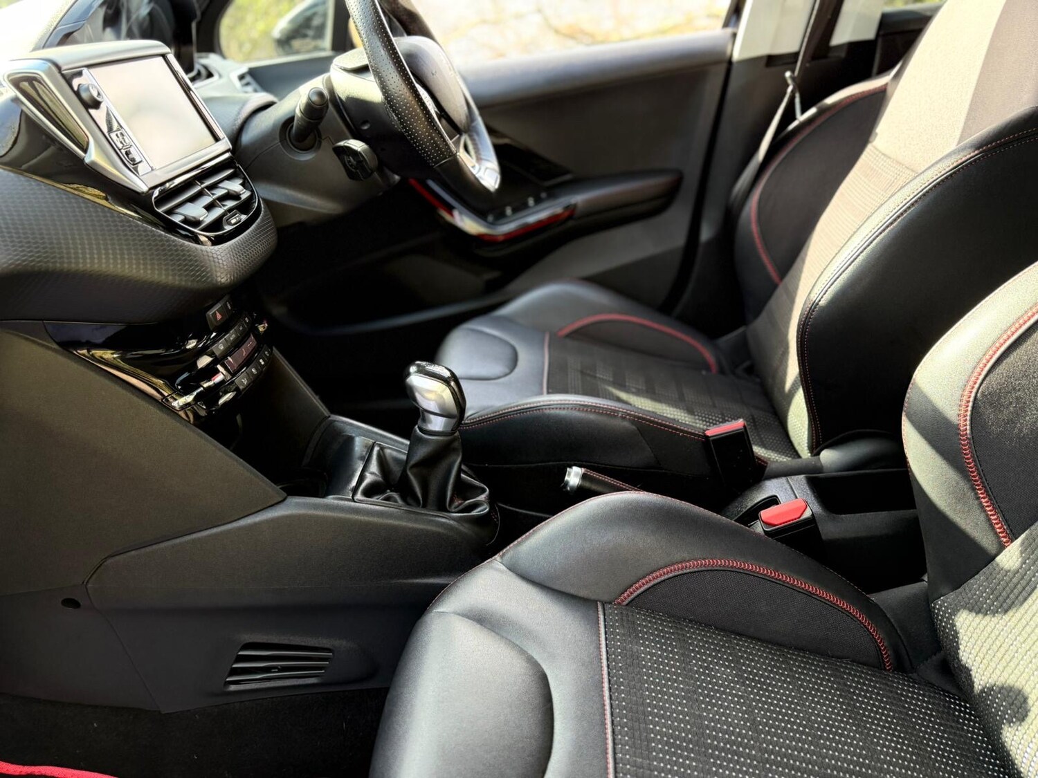 Used Peugeot 208 2017 for sale - 78090426: Photo 18