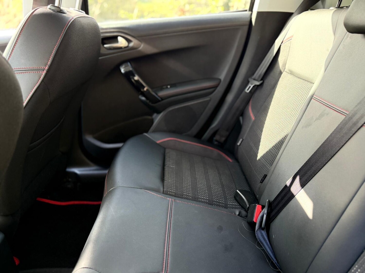 Used Peugeot 208 2017 for sale - 78090426: Photo 21