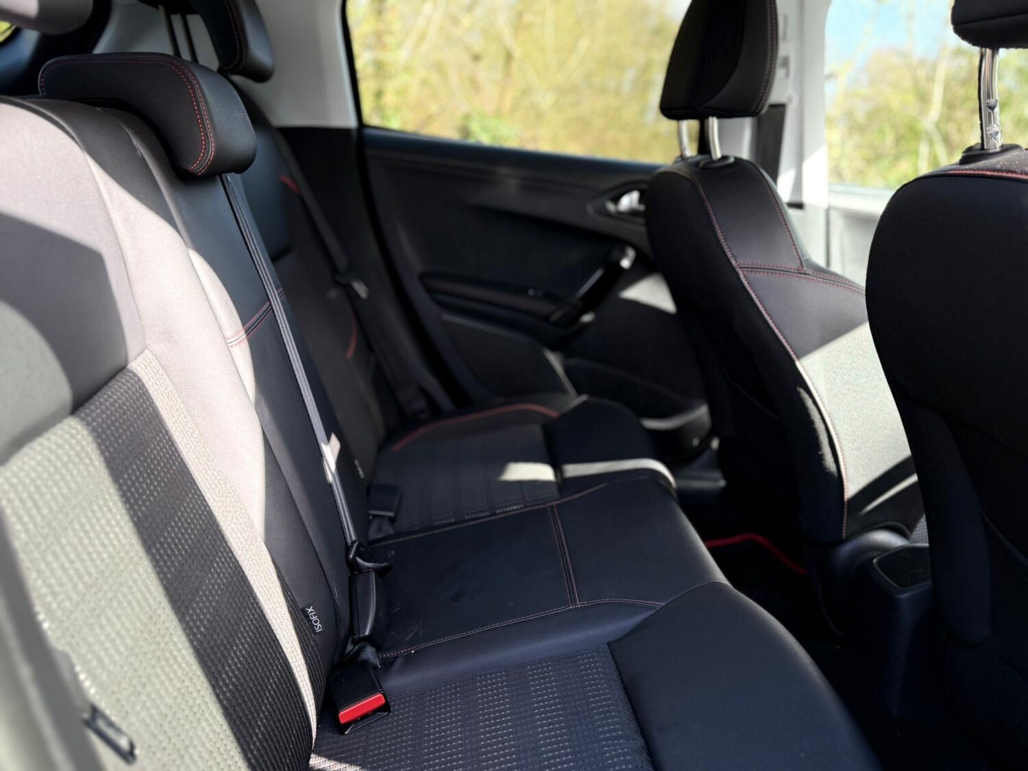 Used Peugeot 208 2017 for sale - 78090426: Photo 24