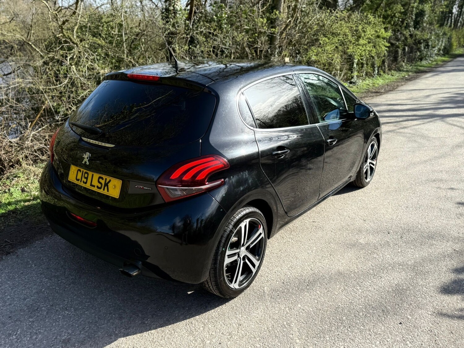Used Peugeot 208 2017 for sale - 78090426: Photo 46