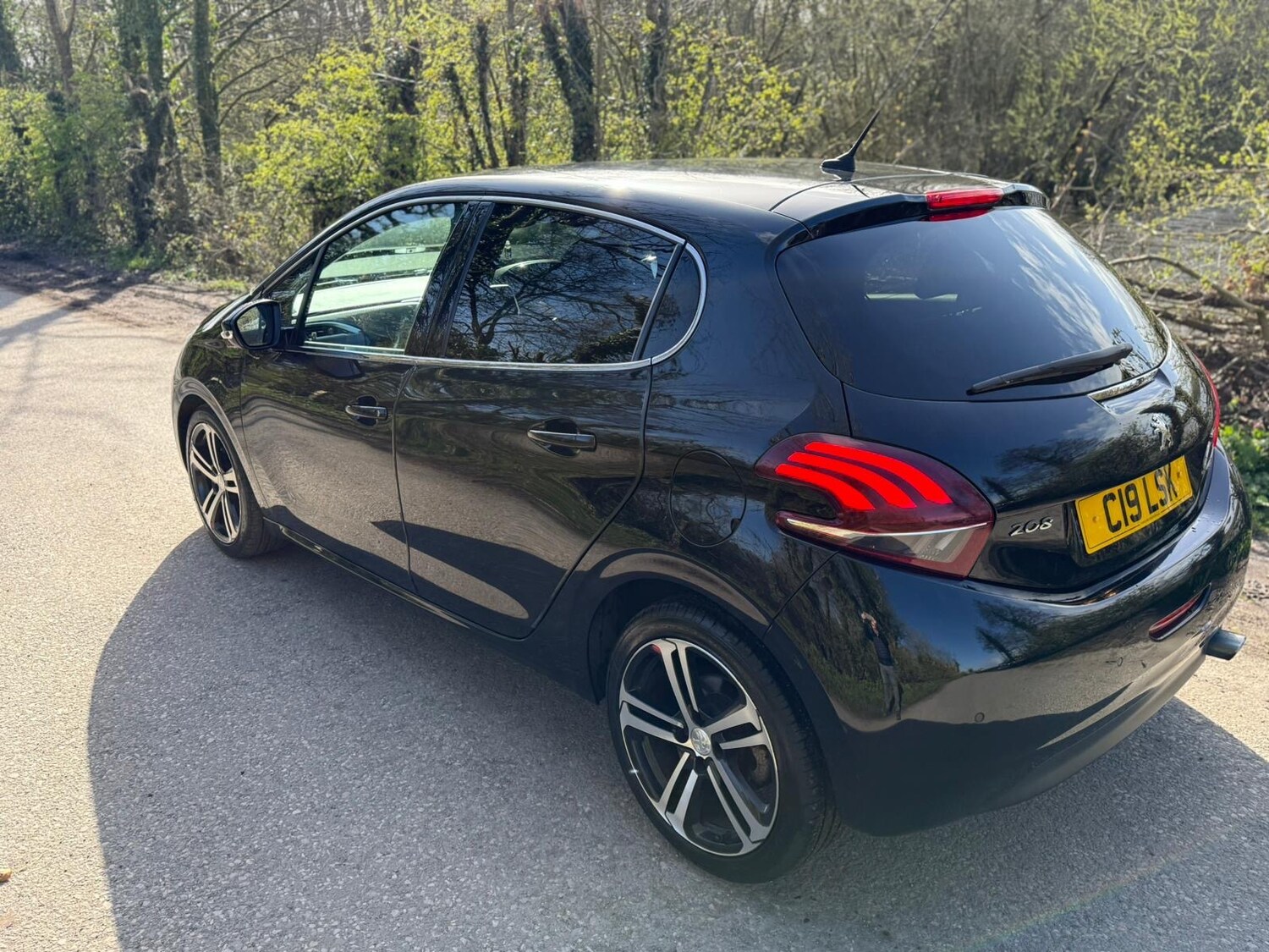 Used Peugeot 208 2017 for sale - 78090426: Photo 9