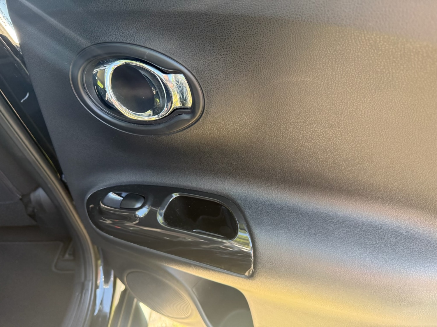 2013 Nissan Juke thumbnail 23