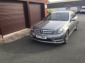 Used Mercedes-Benz C Class 2012 for sale - 77804082: Photo