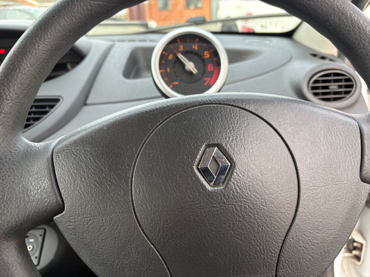 Used Renault Twingo 2011 for sale - 77803904: Photo 7