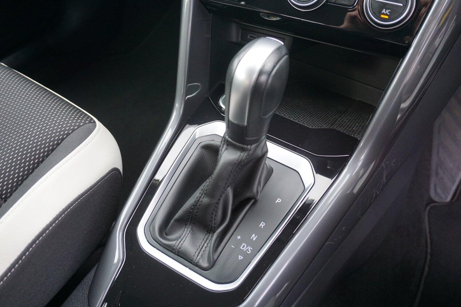 Used Volkswagen T-Roc 2021 for sale - 76914419: Photo 26