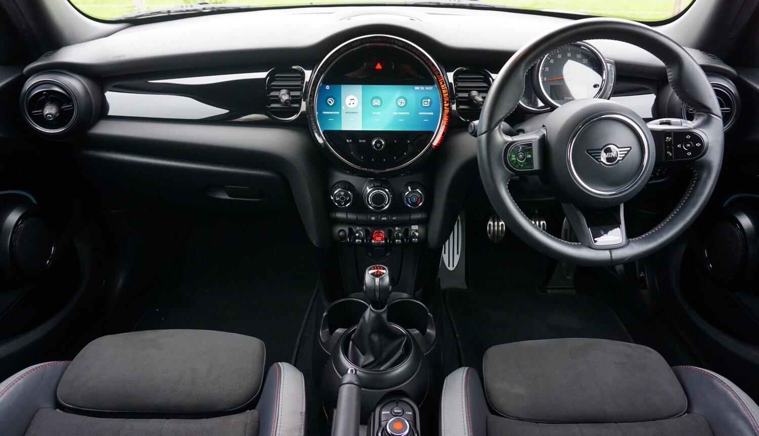 Used MINI Hatch 2021 for sale - 76914423: Photo 11