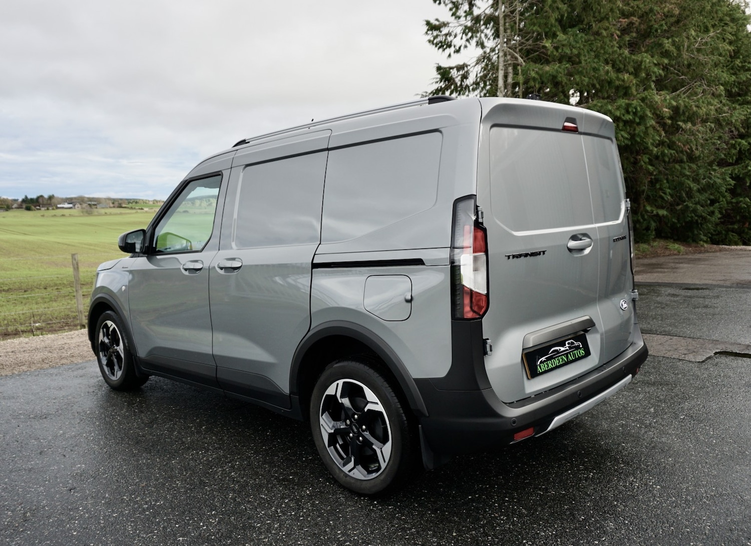Used Ford Transit Courier 2024 for sale - 76914417: Photo 45