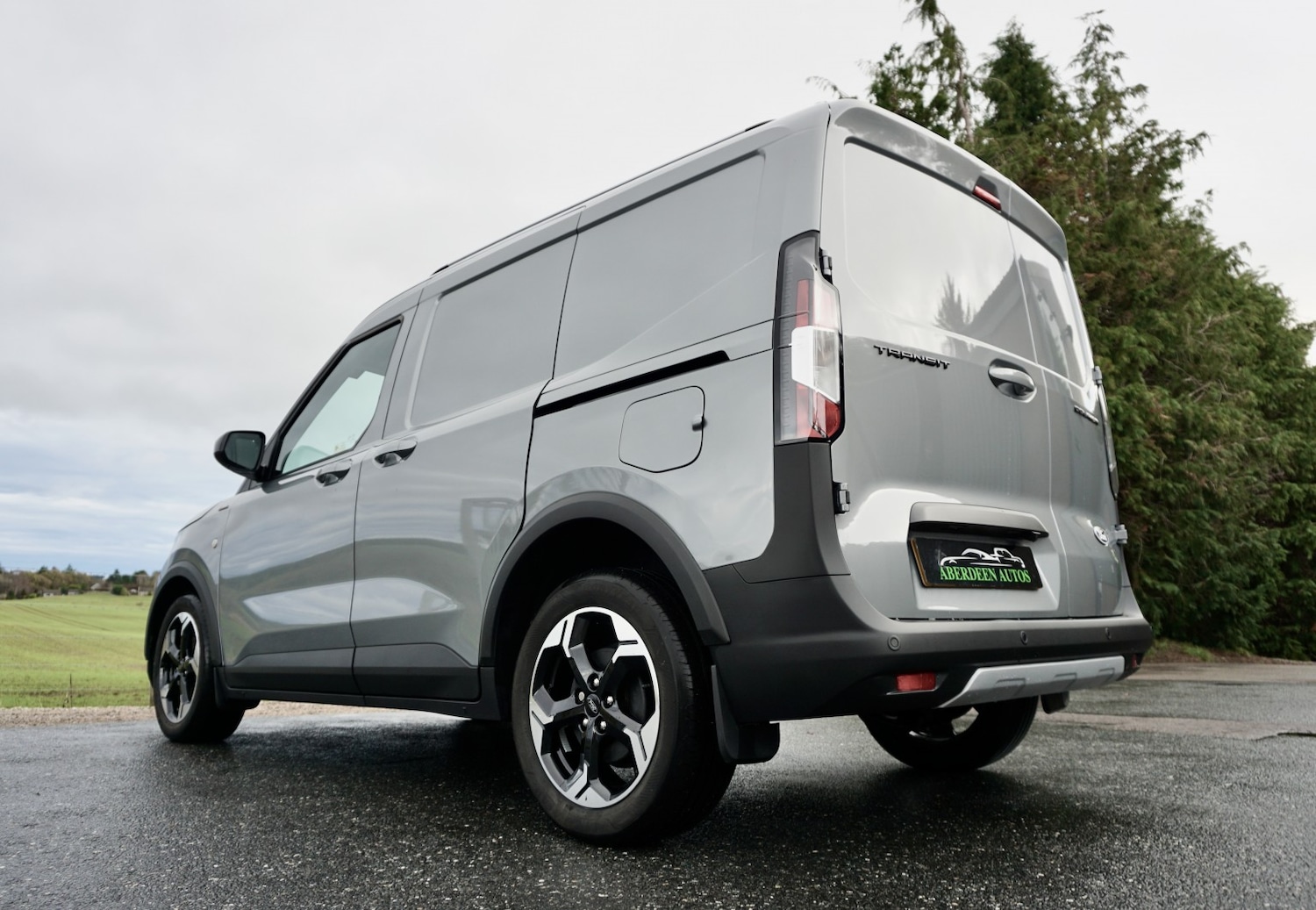 Used Ford Transit Courier 2024 for sale - 76914417: Photo 46