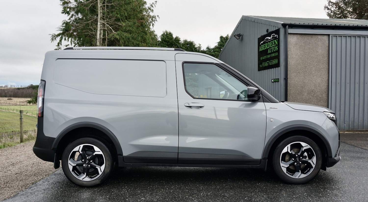 Used Ford Transit Courier 2024 for sale - 76914417: Photo 5