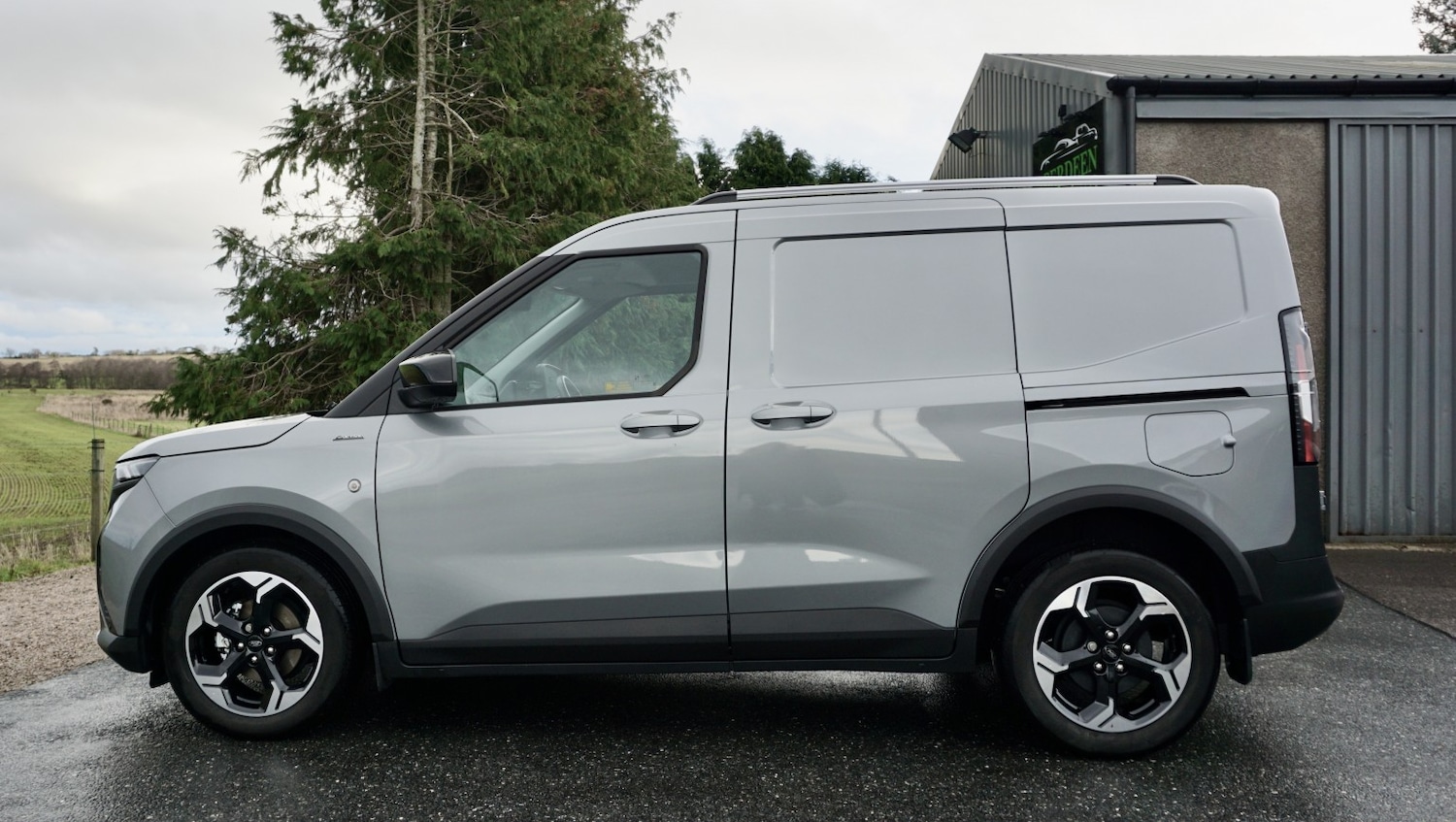 Used Ford Transit Courier 2024 for sale - 76914417: Photo 7